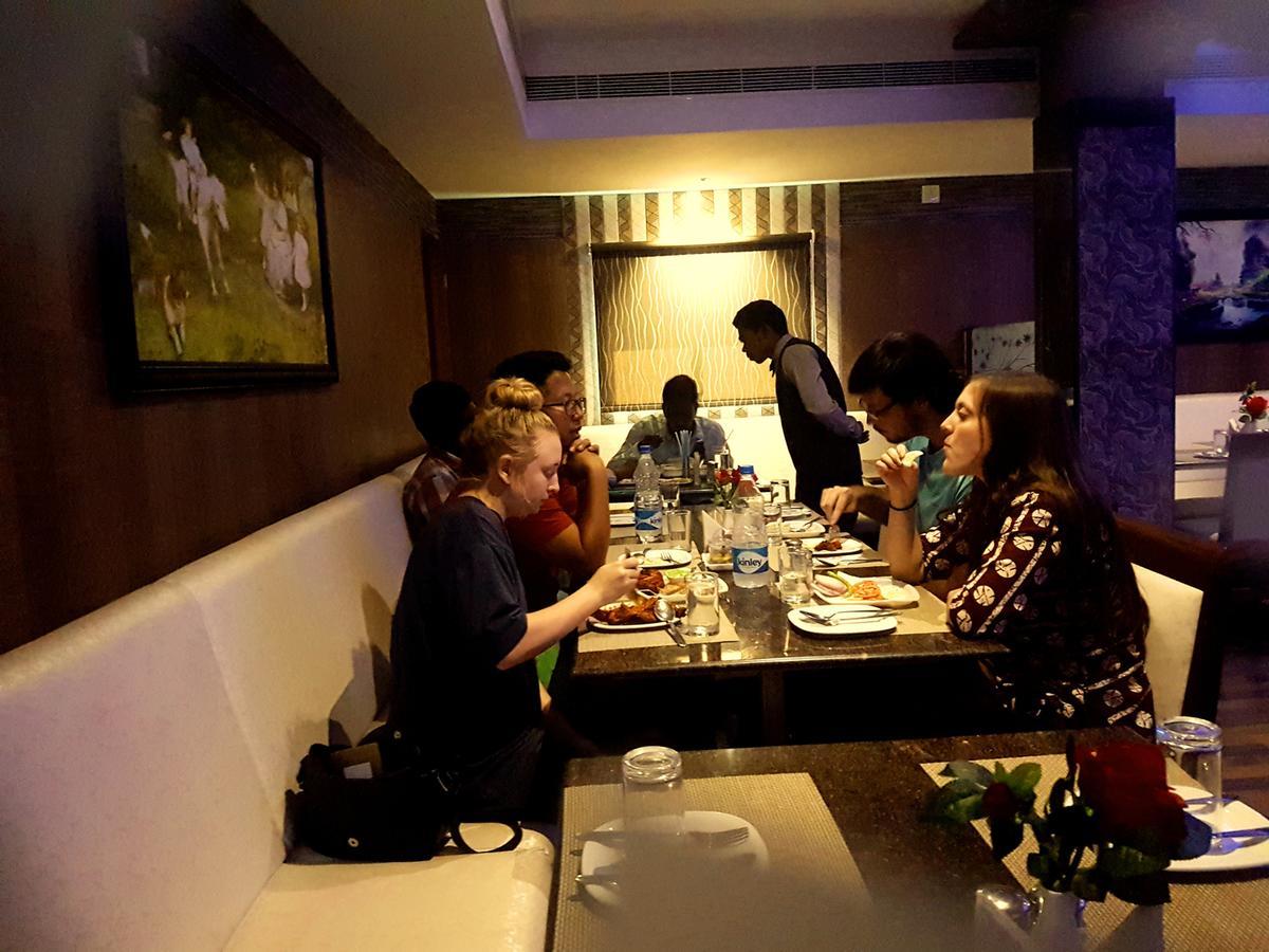Venky'S Delight Hotel Rajahmundry Luaran gambar