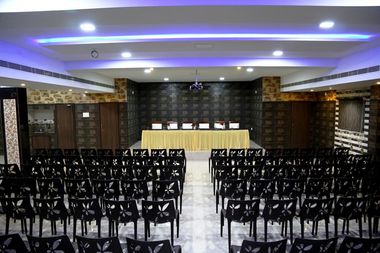 Venky'S Delight Hotel Rajahmundry Luaran gambar
